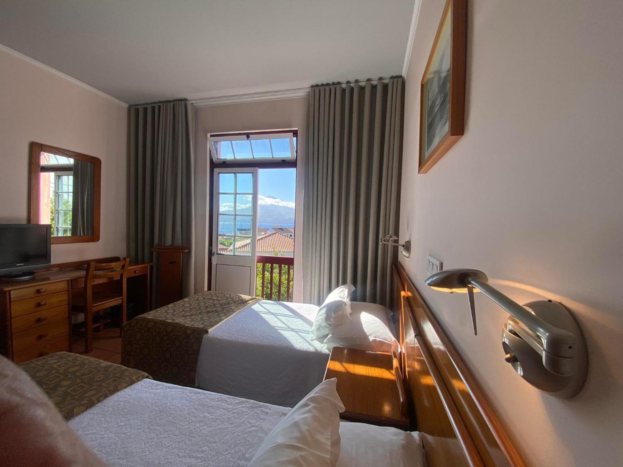 Apartamentos Turisticos Verdemar Horta  Zewnętrze zdjęcie